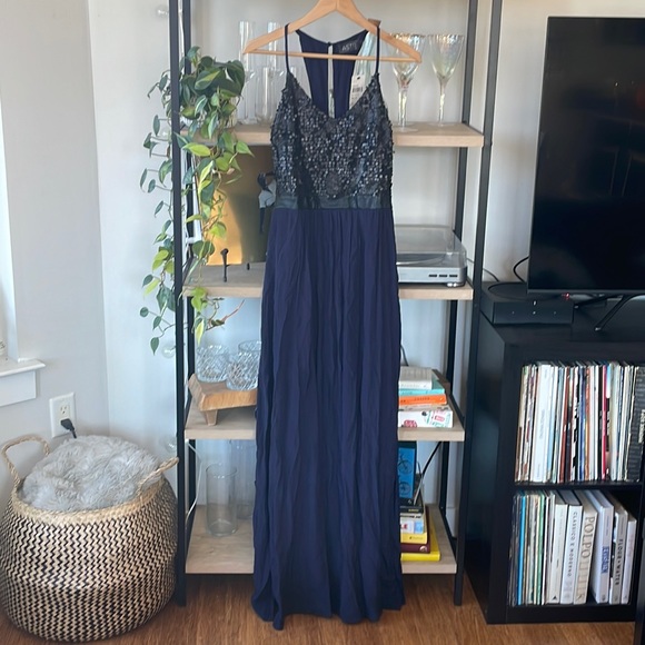 Astr Dresses & Skirts - ASTR from Nordstrom Navy and Black sequin maxi dress